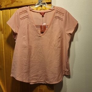 Large Women's Guess short sleeve blouse with V neck NWT